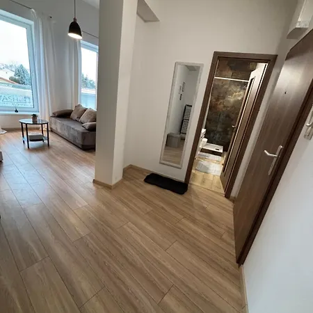 Zelene Atrium